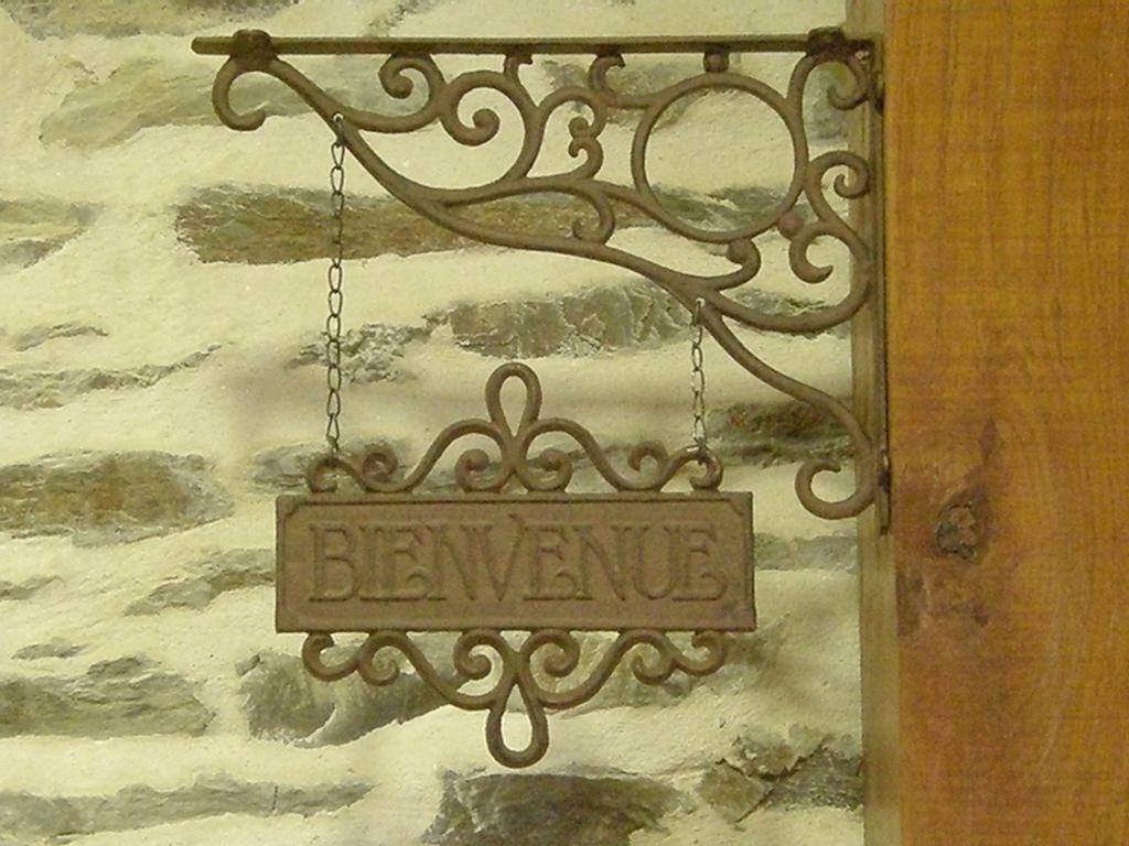 Maison Pontorson Extérieur photo